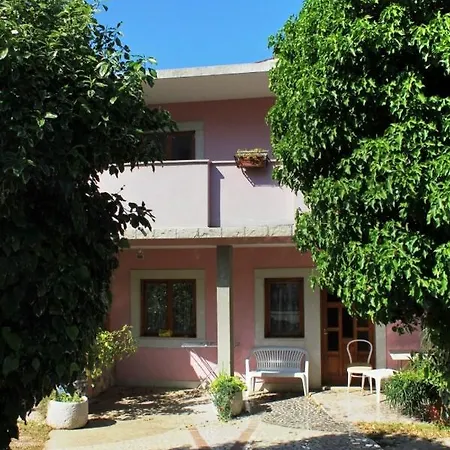 Family Friendly Apartments With A Swimming Pool Rovinj - 3394 Apartment
