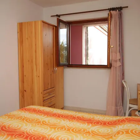 Family Friendly Apartments With A Swimming Pool Rovinj - 3394 Apartment
