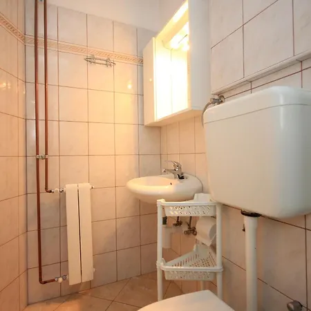 Family-friendly With Swimming Pool - 3394 Apartament *